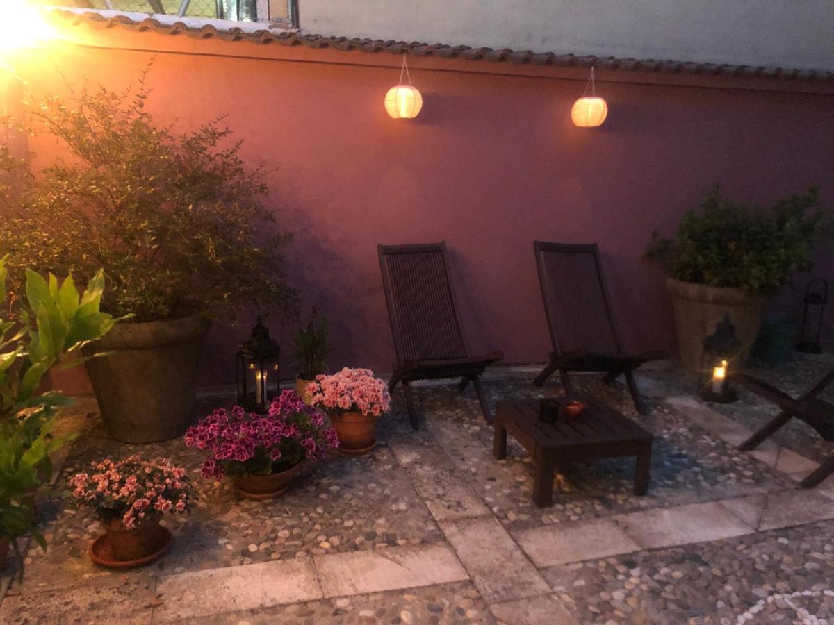 La Posada De Lola El Molar Buitenkant foto